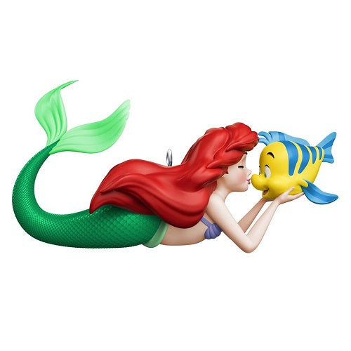 Hallmark Ornament : A Fin-Tastic Friendship